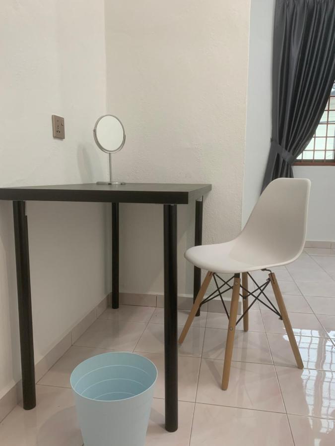 Queen Room Semi Attached Bathroom Bukit Mertajam Alma Impian Экстерьер фото
